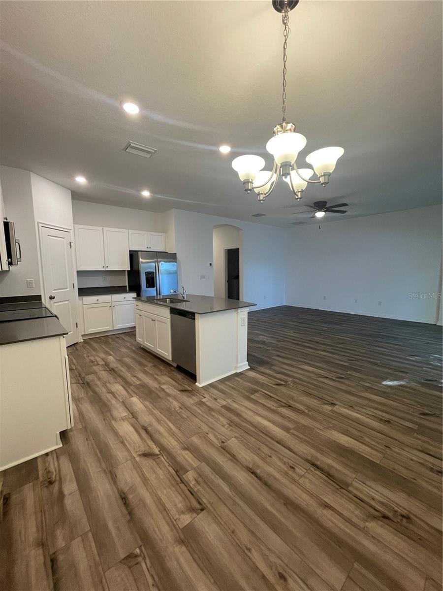 Image 29 of 32 For 34772 Mulrion Drive