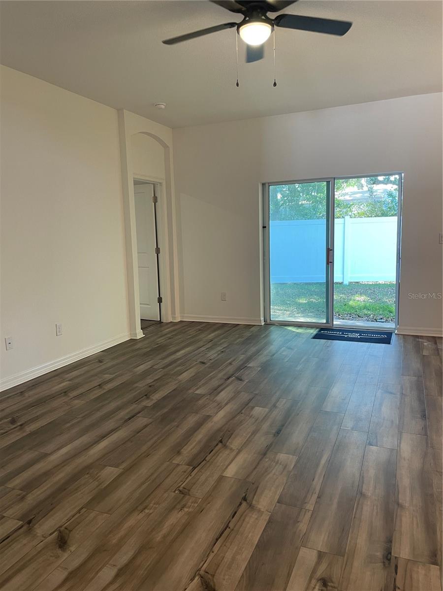 Image 3 of 32 For 34772 Mulrion Drive