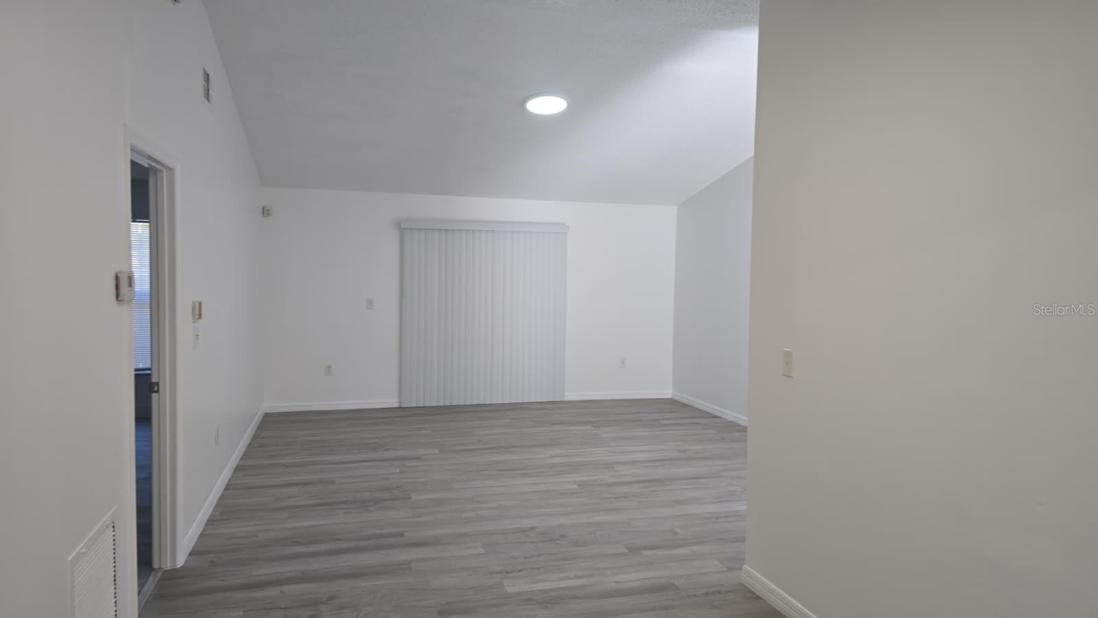 Image 3 of 12 For 642 Reindeer Drive