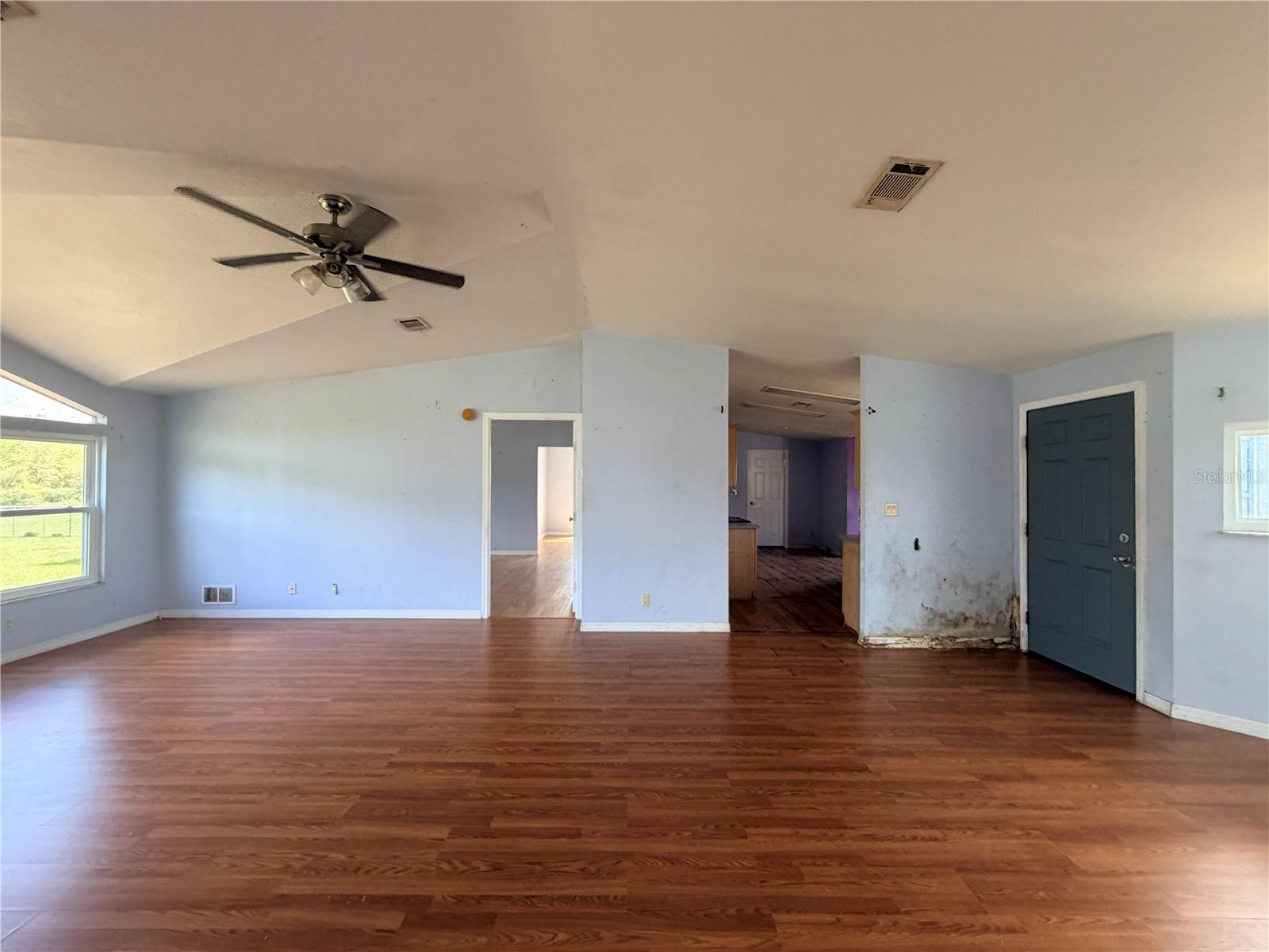 Image 11 of 23 For 1831 Winchester Court S