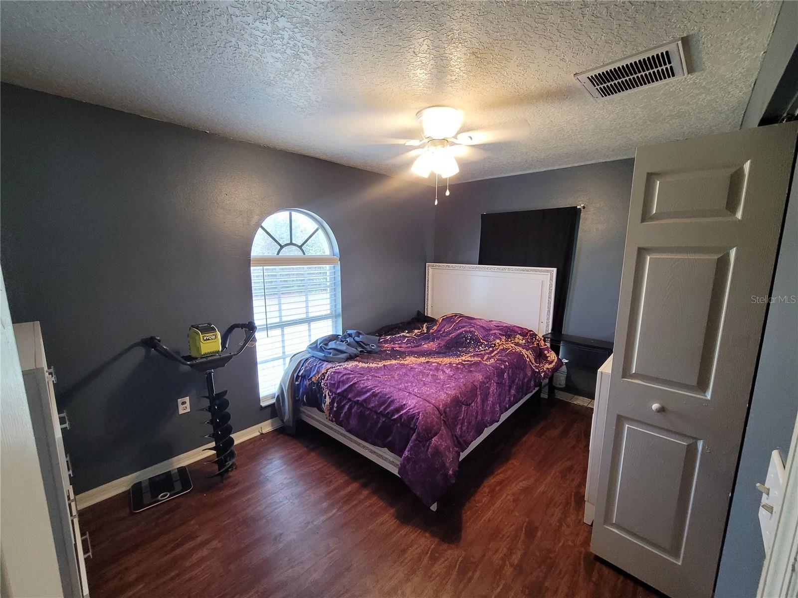 Image 18 of 24 For 425 Stokes Rd