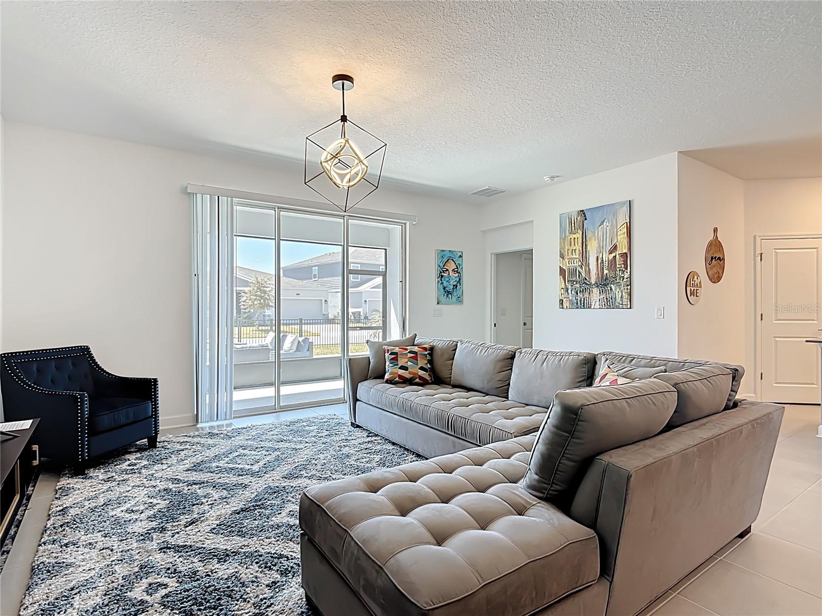 Image 13 of 73 For 4036 Redbridge Loop