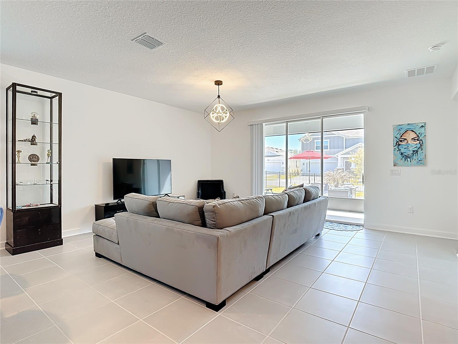 Image 15 of 73 For 4036 Redbridge Loop