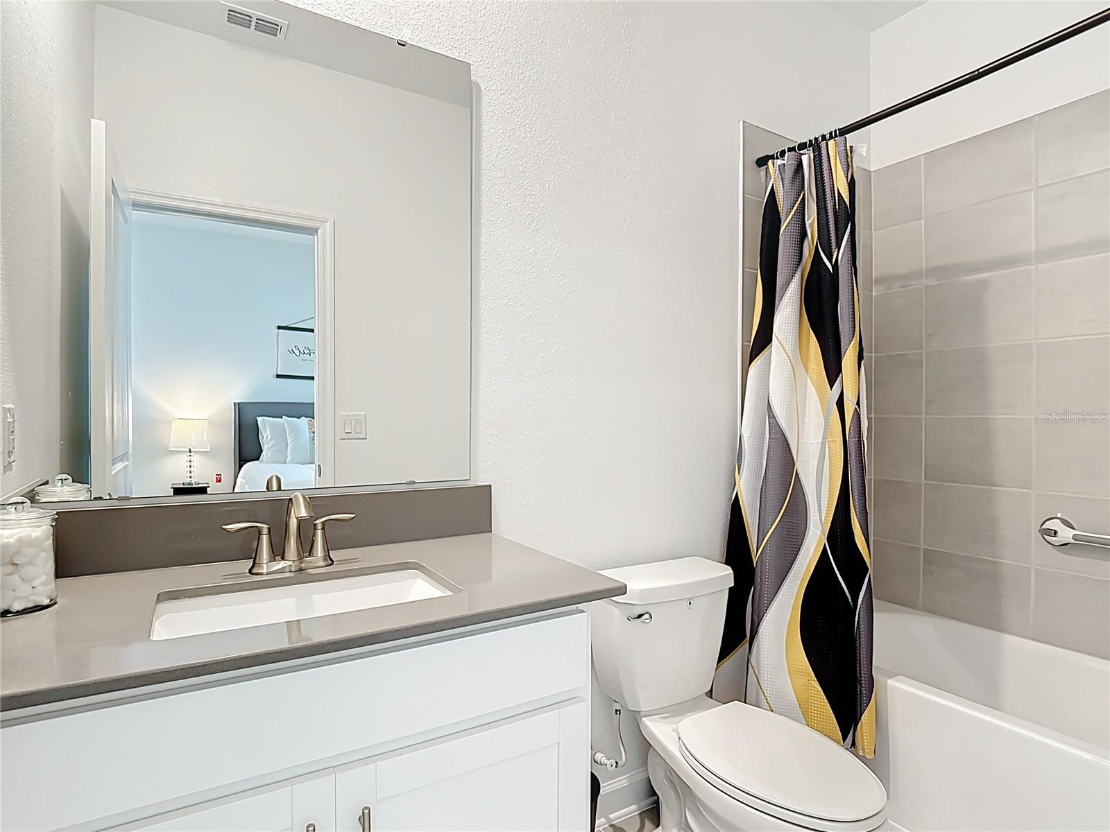 Image 33 of 73 For 4036 Redbridge Loop