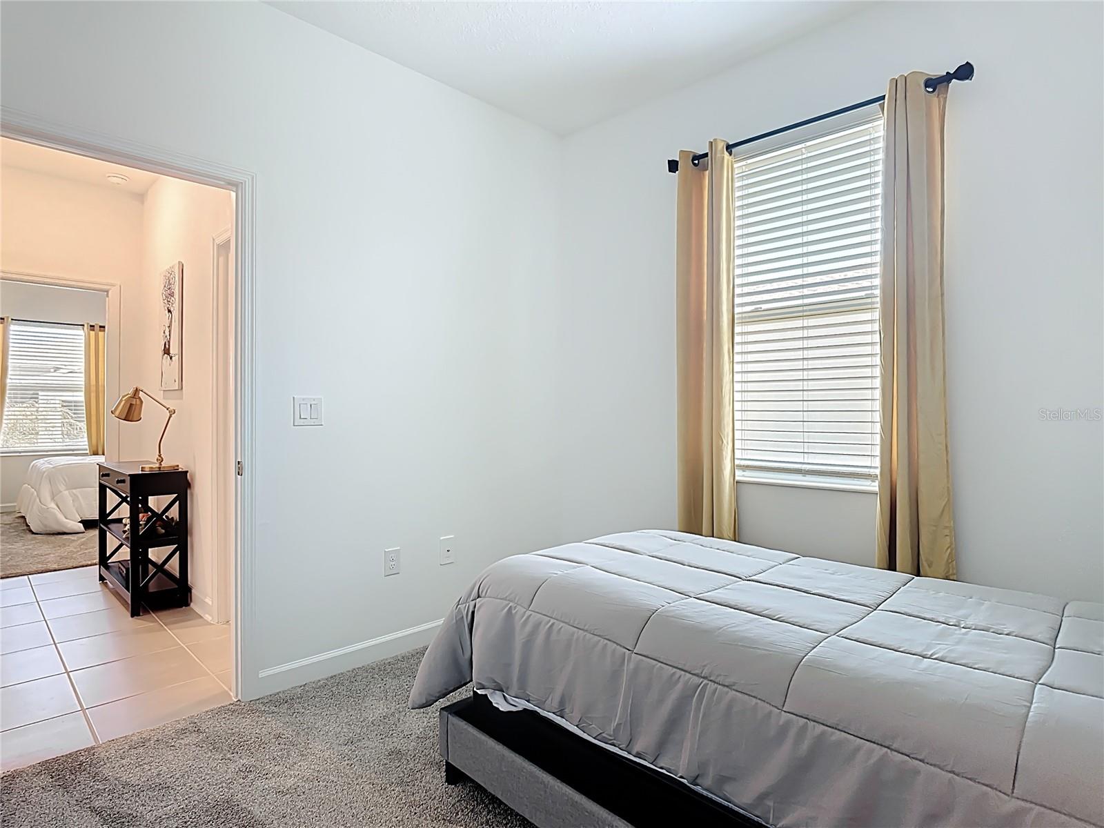 Image 34 of 73 For 4036 Redbridge Loop