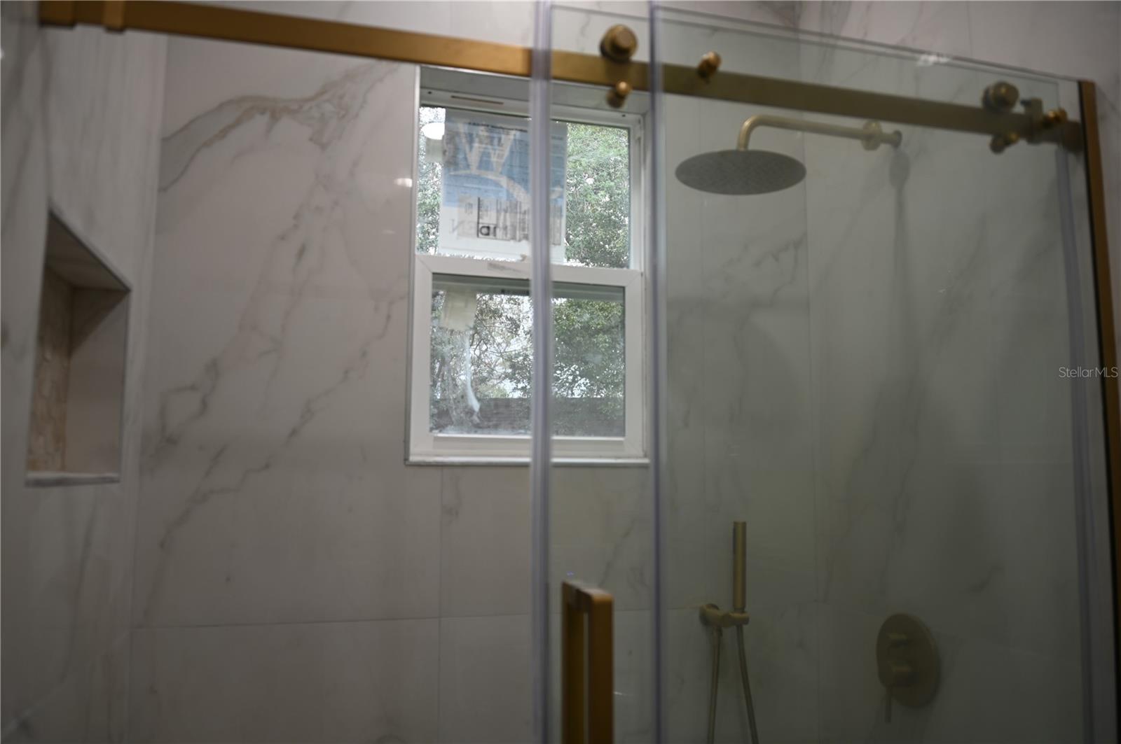 Image 13 of 27 For 8800 Oak Landings Court