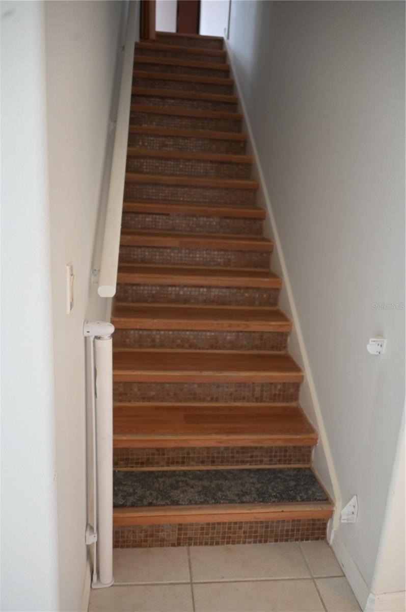 Image 23 of 27 For 8800 Oak Landings Court