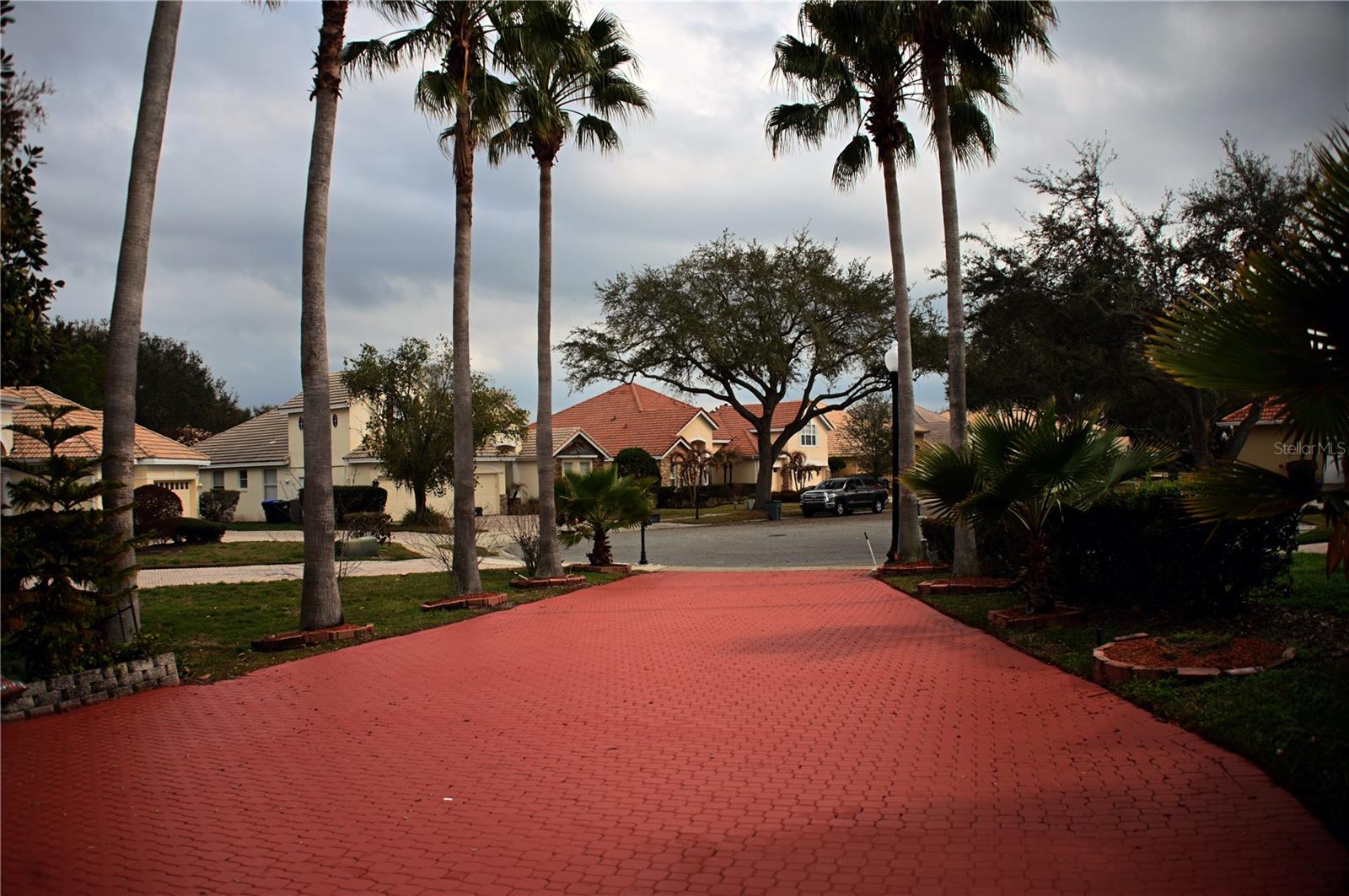 Image 3 of 27 For 8800 Oak Landings Court