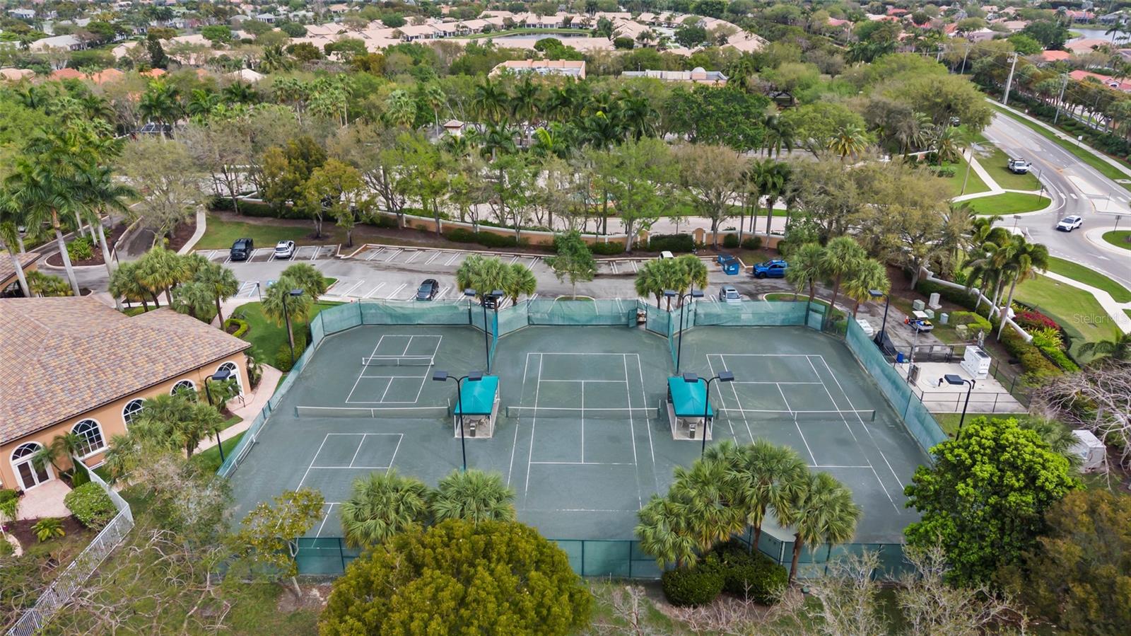 Image 25 of 36 For 7548 Caprio Drive