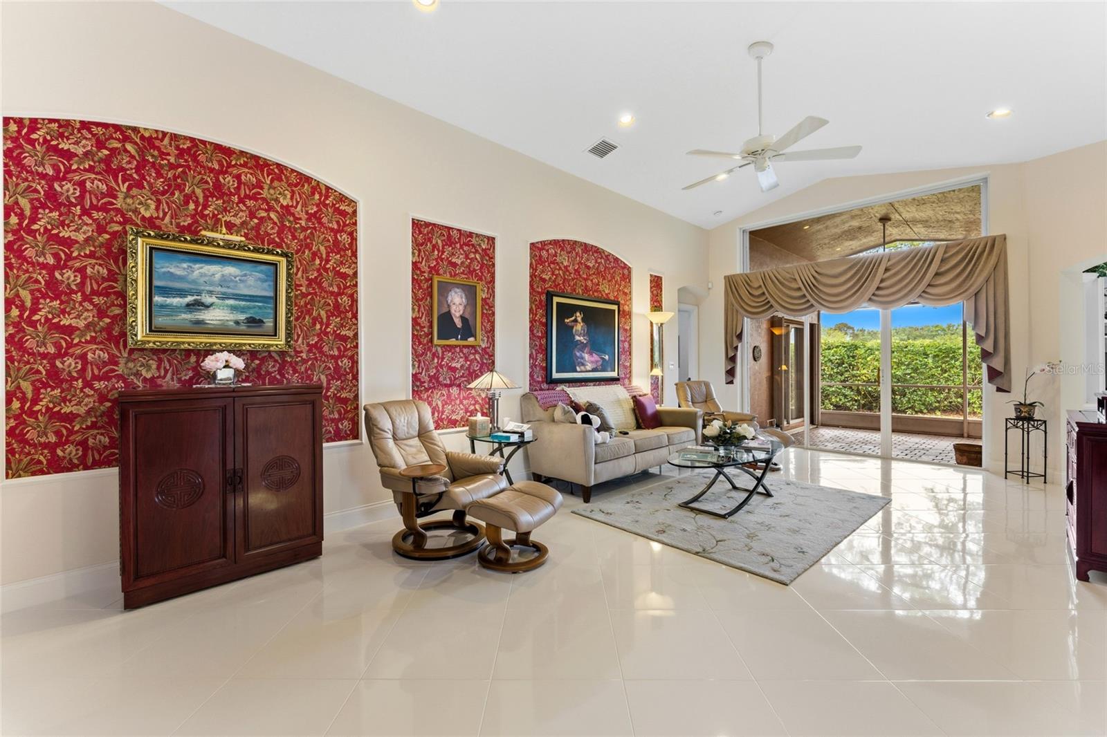 Image 5 of 36 For 7548 Caprio Drive