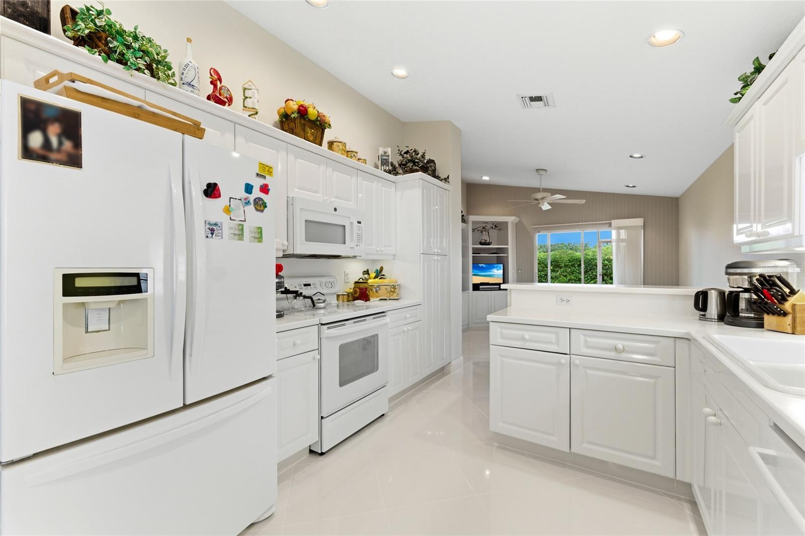 Image 8 of 36 For 7548 Caprio Drive