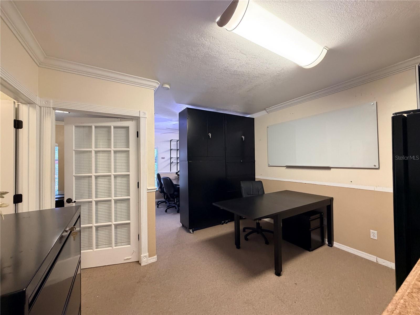 Image 11 of 18 For 1400 Oak Street F