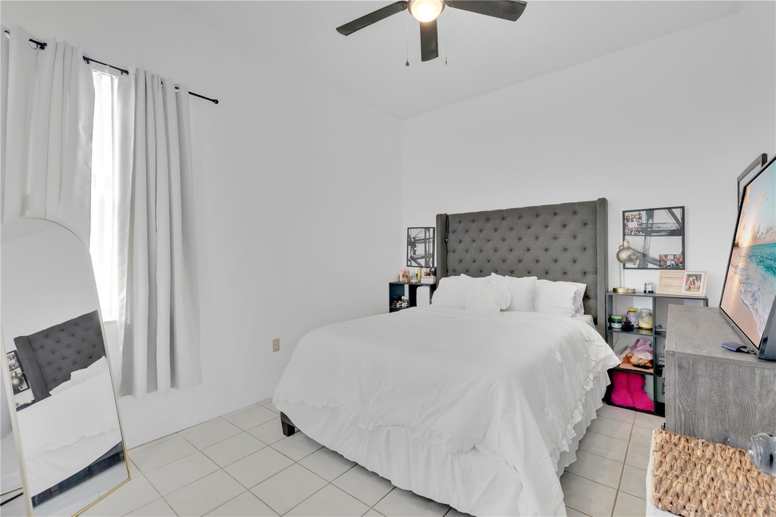 Image 13 of 32 For 2654 Hawthorne Lane