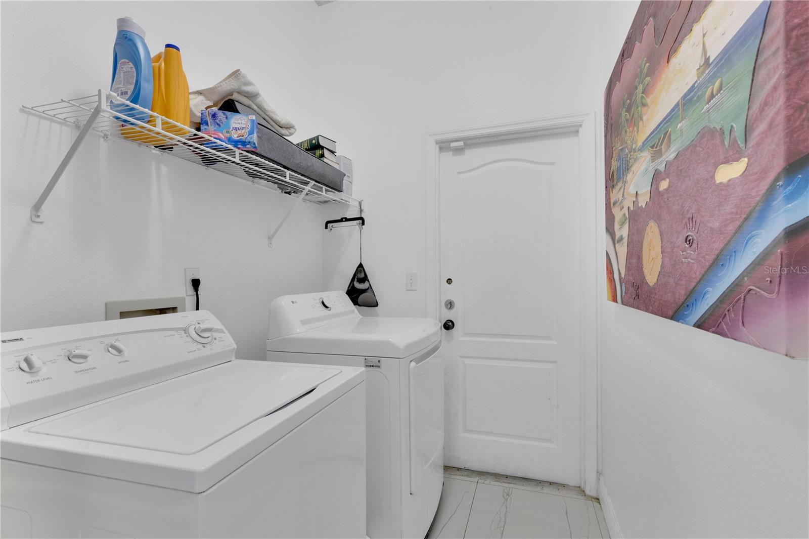 Image 19 of 32 For 2654 Hawthorne Lane