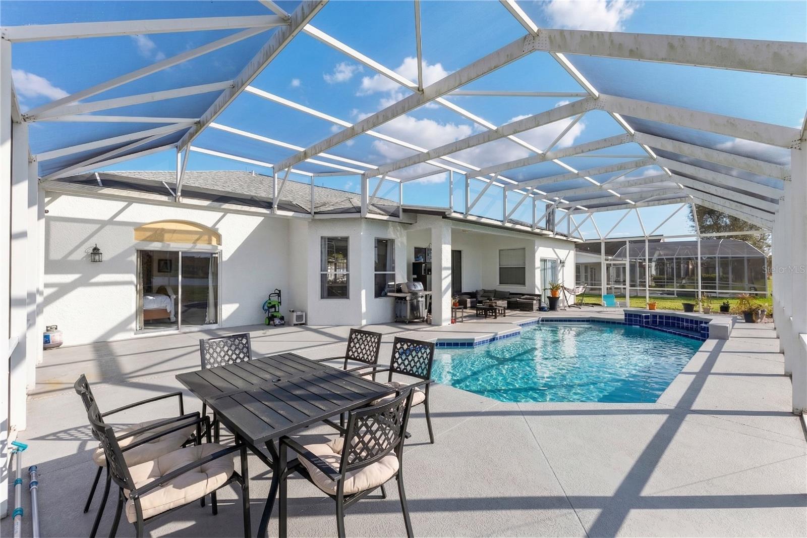 Image 21 of 32 For 2654 Hawthorne Lane