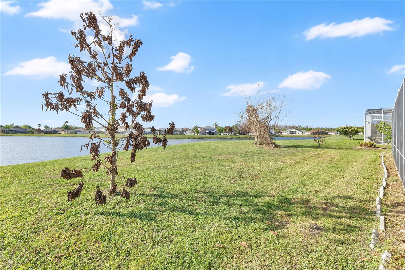 Image 23 of 32 For 2654 Hawthorne Lane