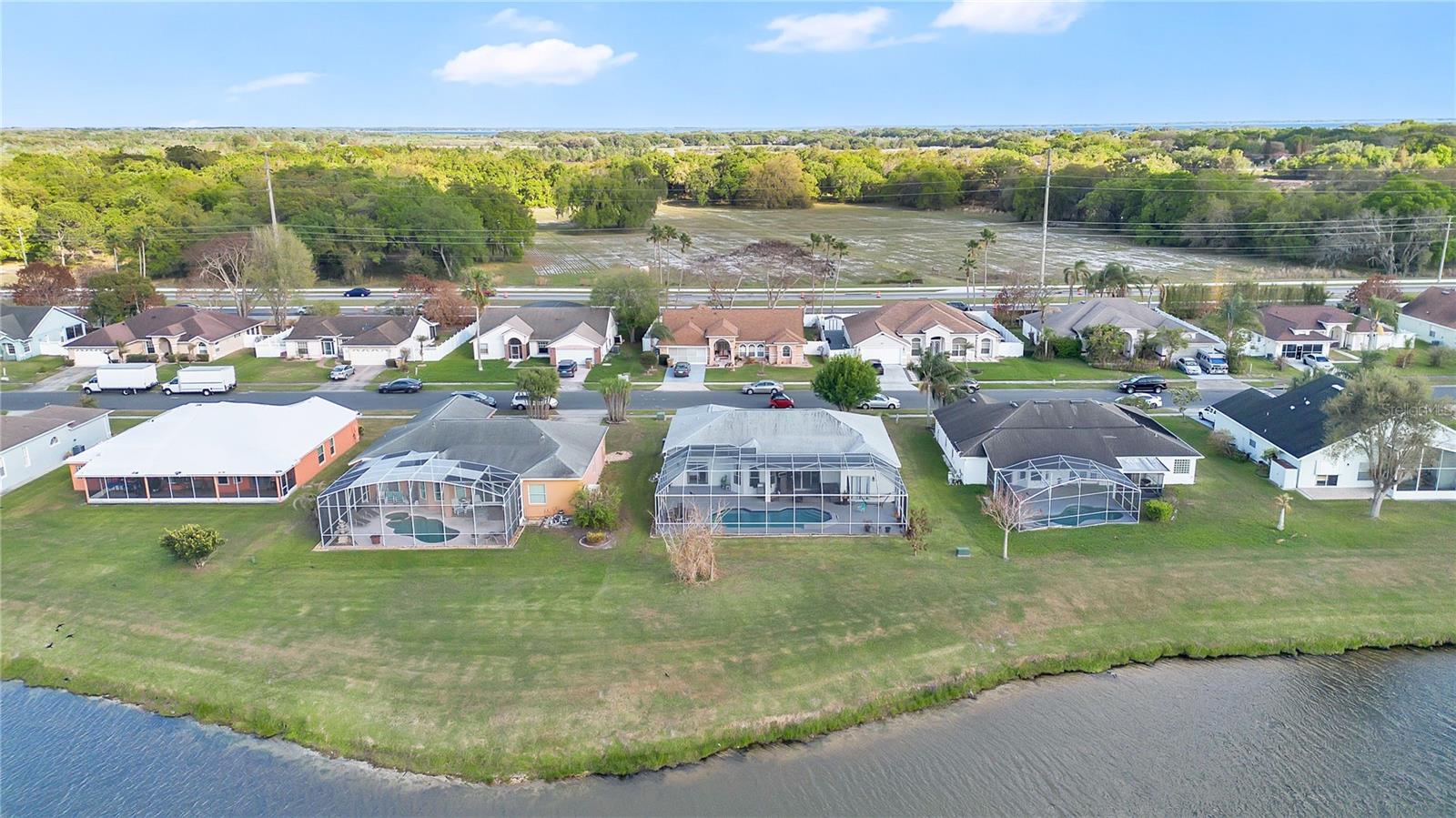 Image 28 of 32 For 2654 Hawthorne Lane