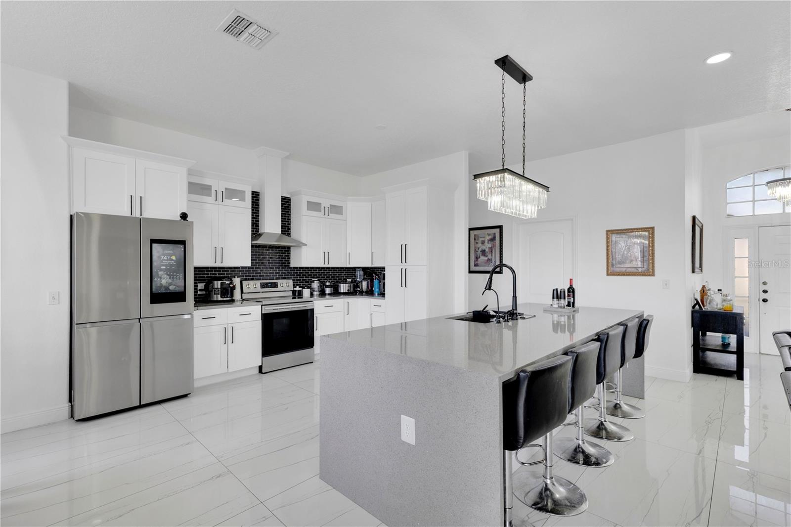 Image 8 of 32 For 2654 Hawthorne Lane