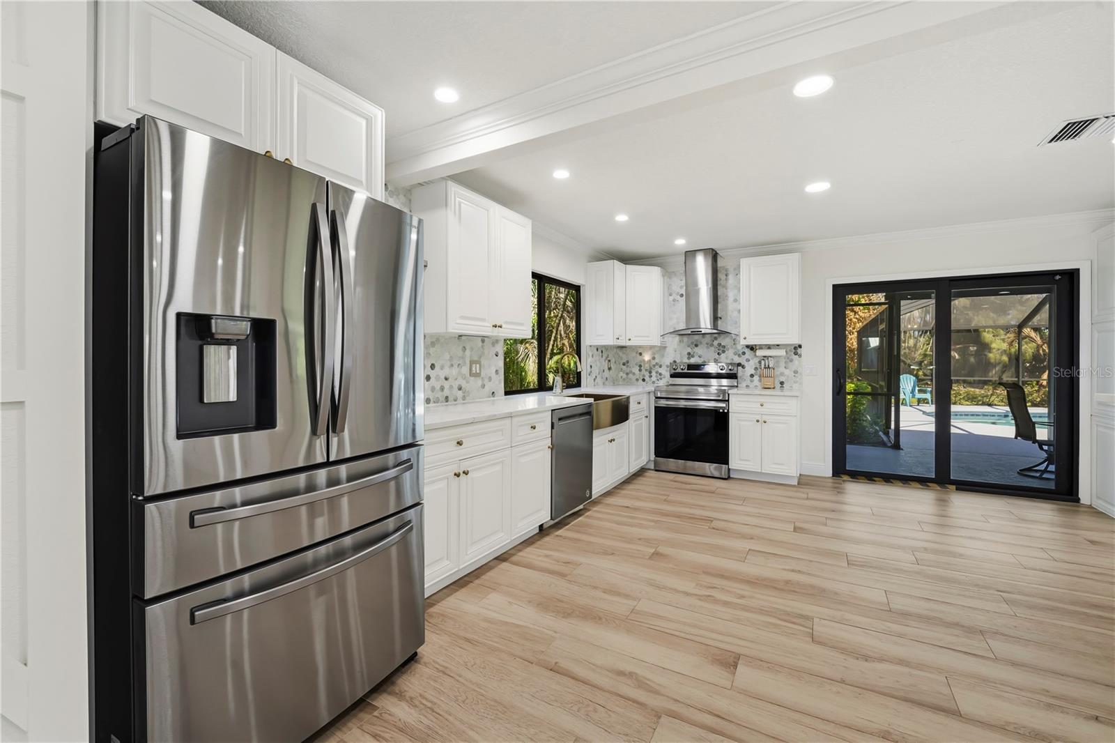 Image 15 of 44 For 2225 Flanders Road