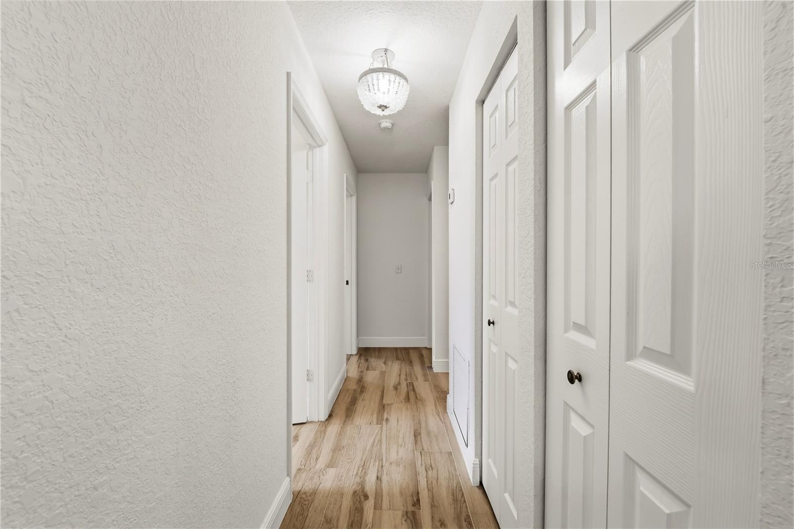 Image 19 of 44 For 2225 Flanders Road