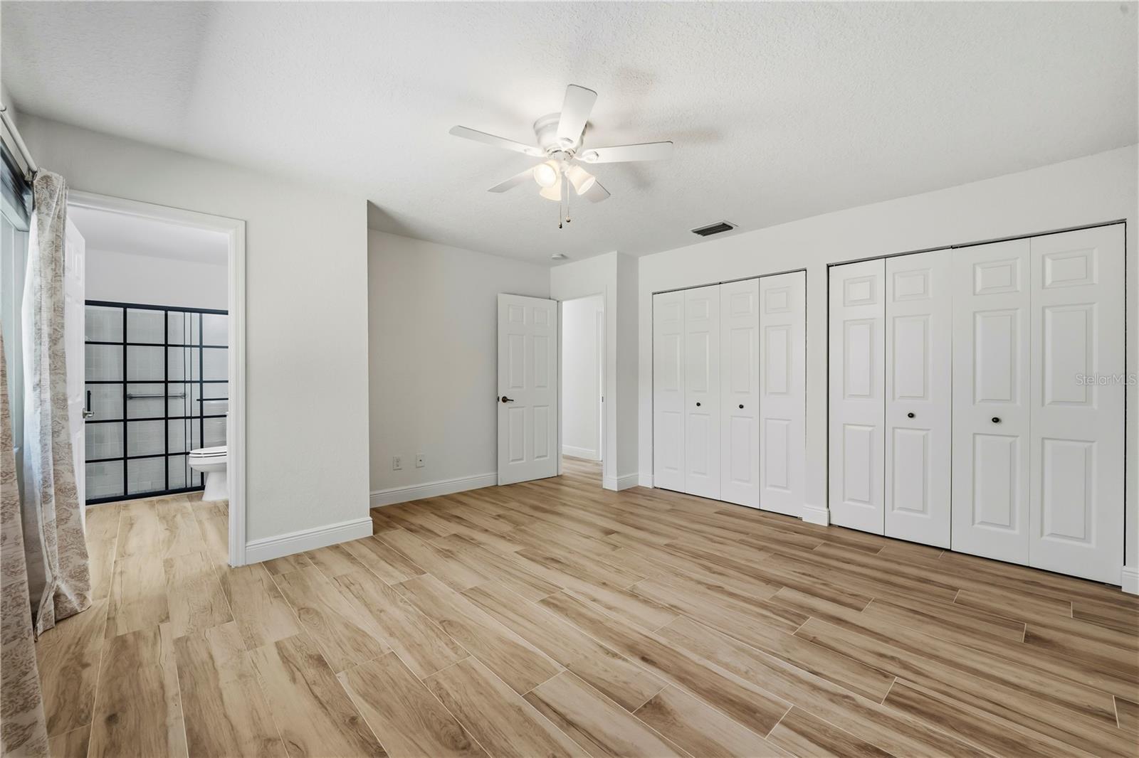 Image 22 of 44 For 2225 Flanders Road