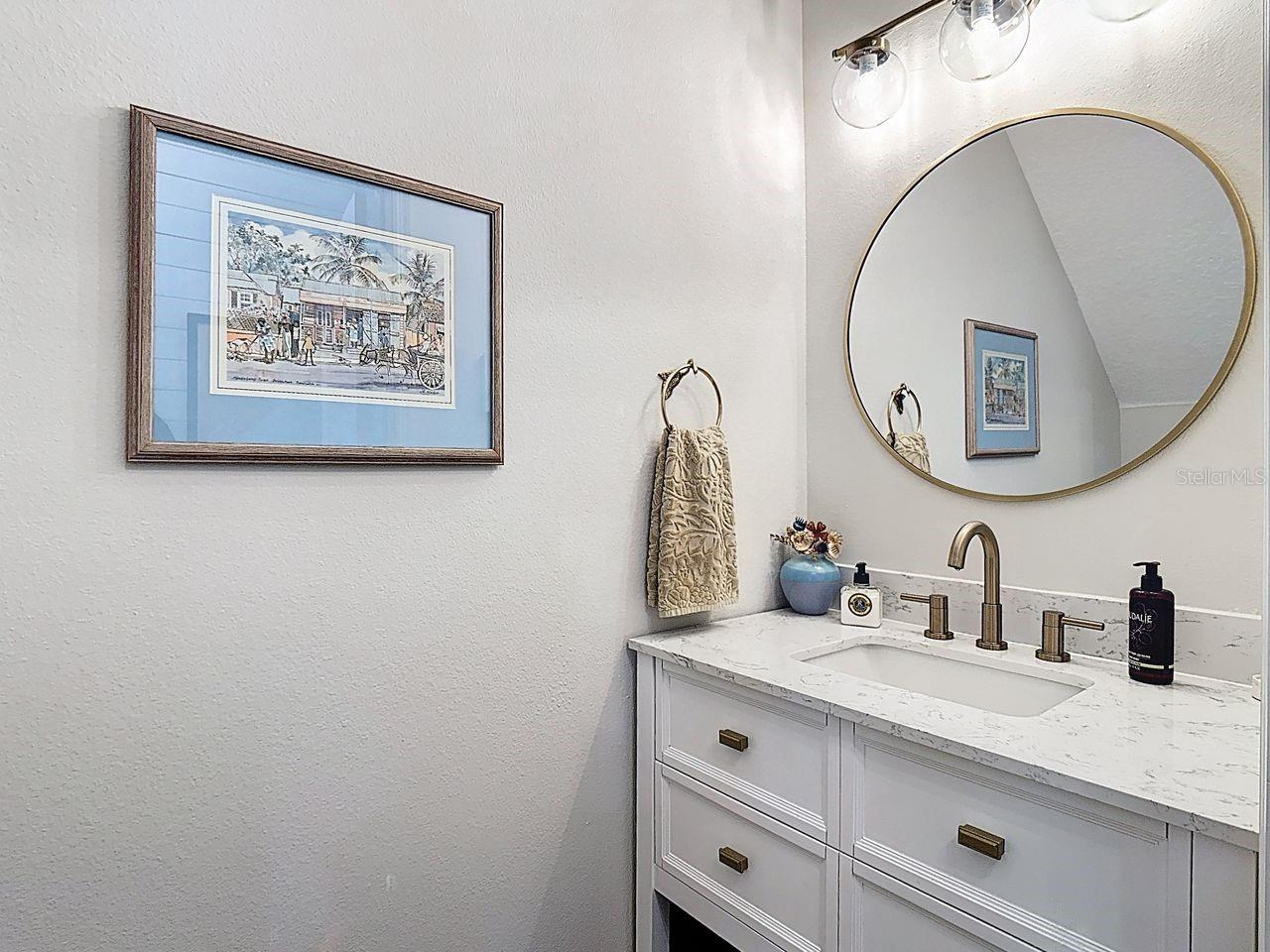 Image 22 of 47 For 1043 Nash Dr  1043