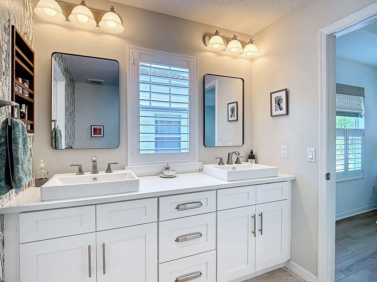 Image 29 of 47 For 1043 Nash Dr  1043