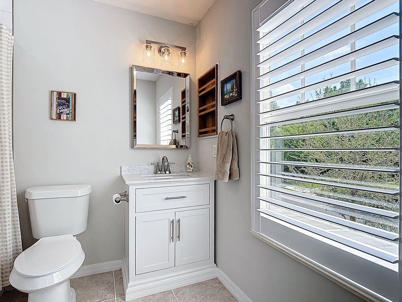 Image 36 of 47 For 1043 Nash Dr  1043