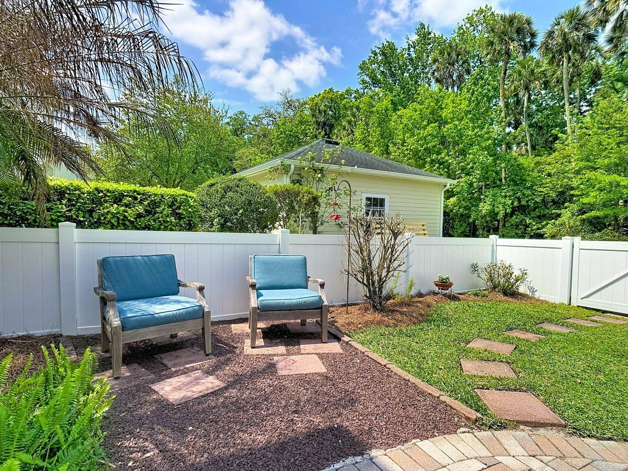 Image 39 of 47 For 1043 Nash Dr  1043