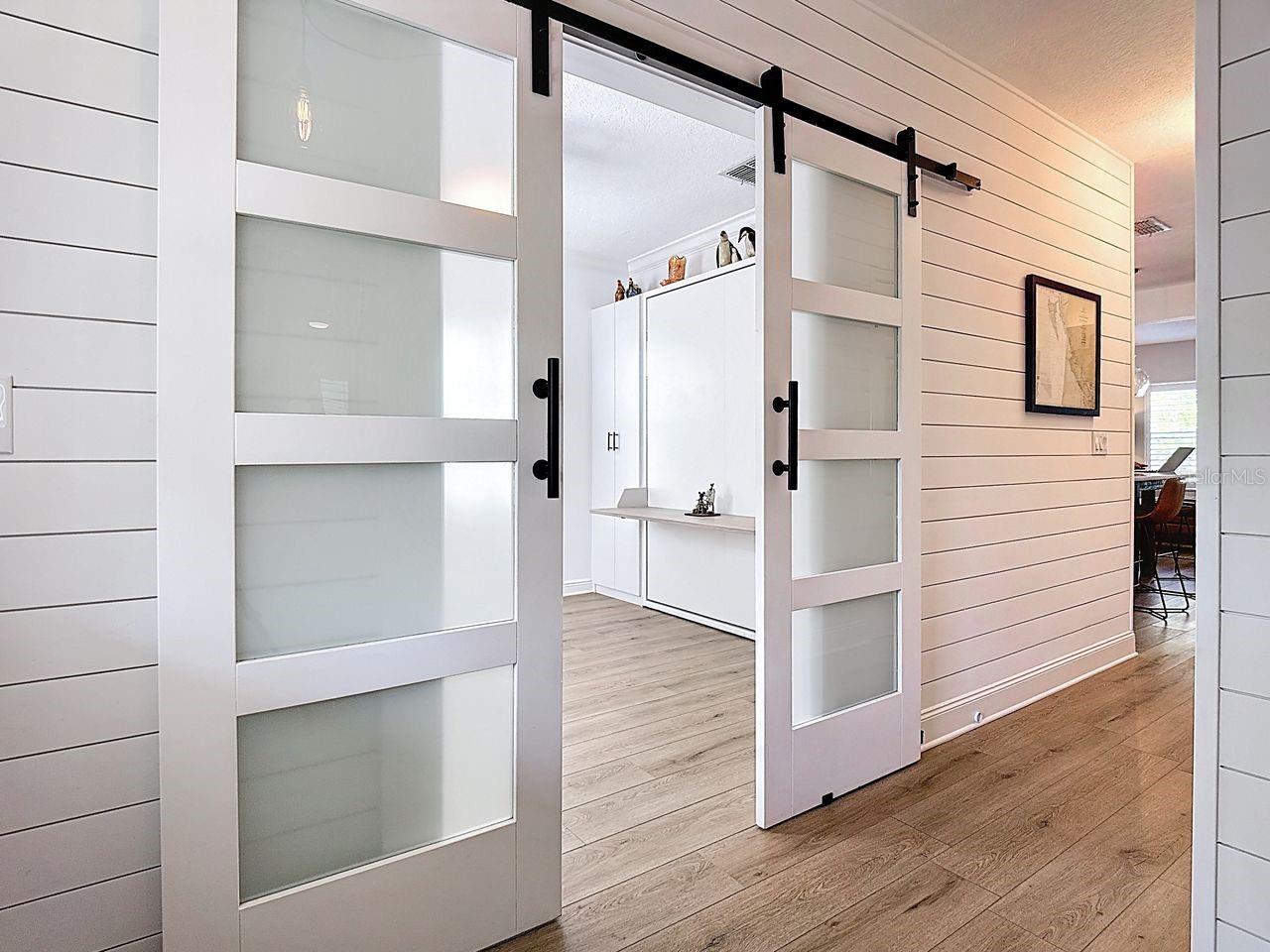 Image 5 of 47 For 1043 Nash Dr  1043