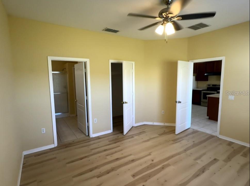 Image 18 of 27 For 1008 Hacienda Circle