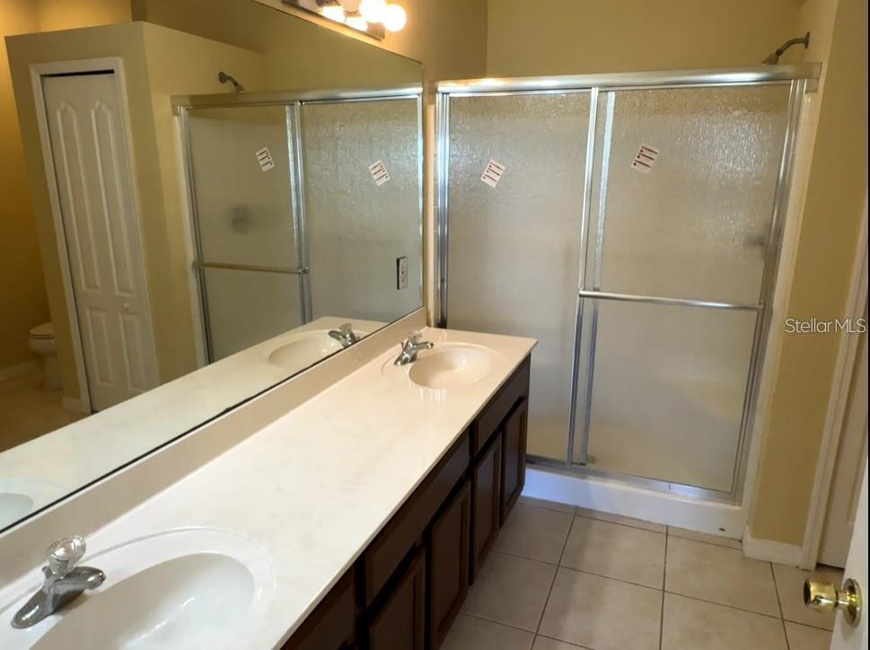 Image 21 of 27 For 1008 Hacienda Circle