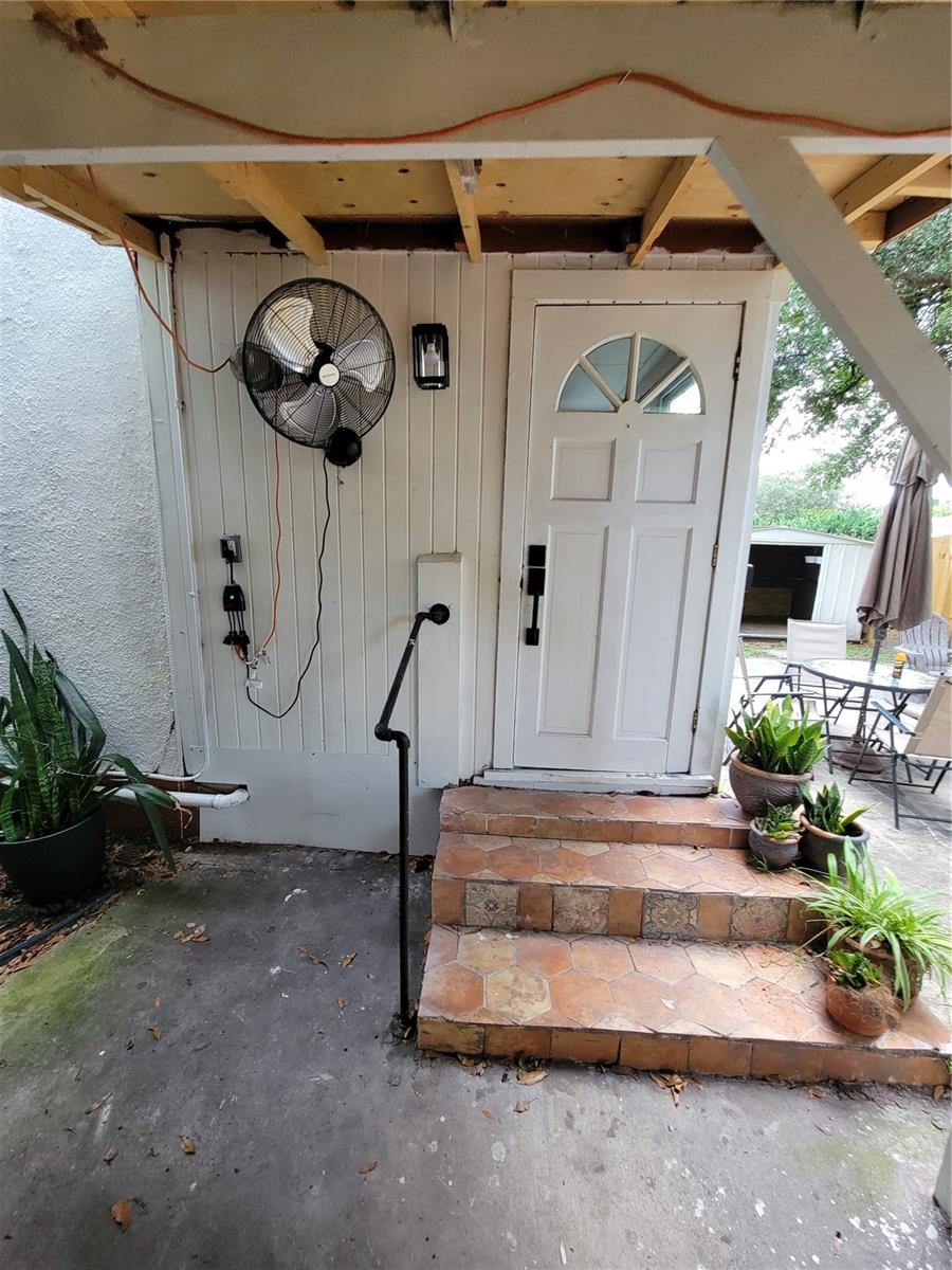 Image 17 of 29 For 717 Illinois Avenue