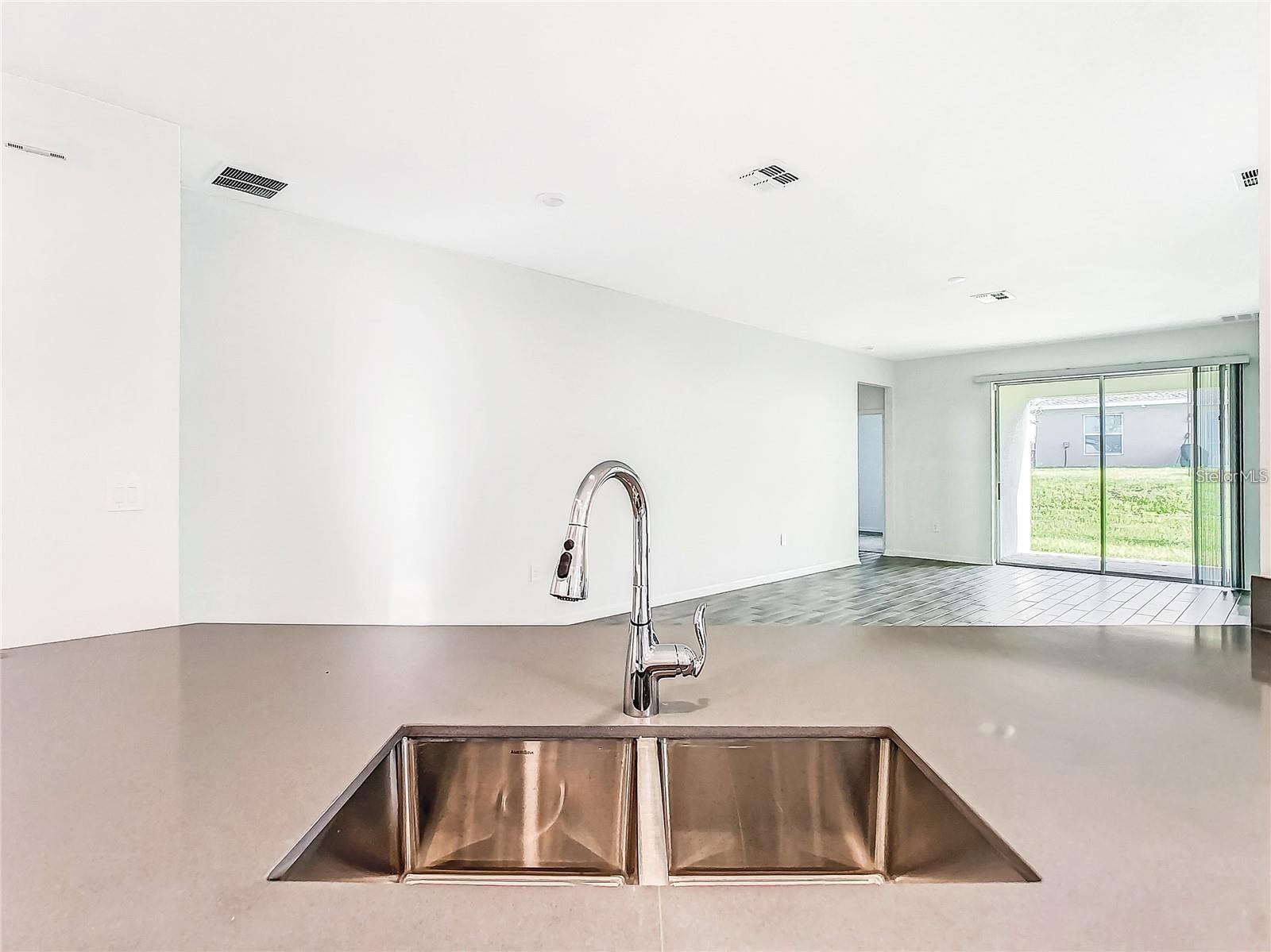 Image 10 of 32 For 664 Tanaro Lane