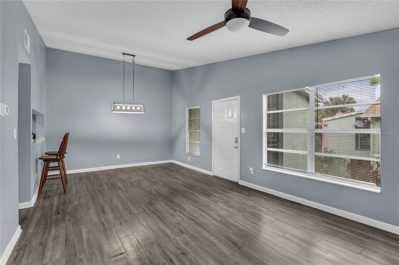 Image 10 of 31 For 4830 Semoran Boulevard 1108