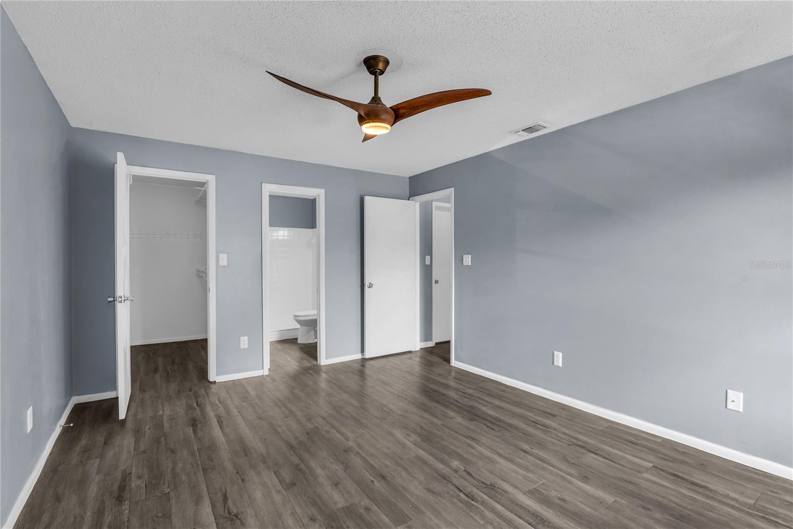 Image 20 of 31 For 4830 Semoran Boulevard 1108