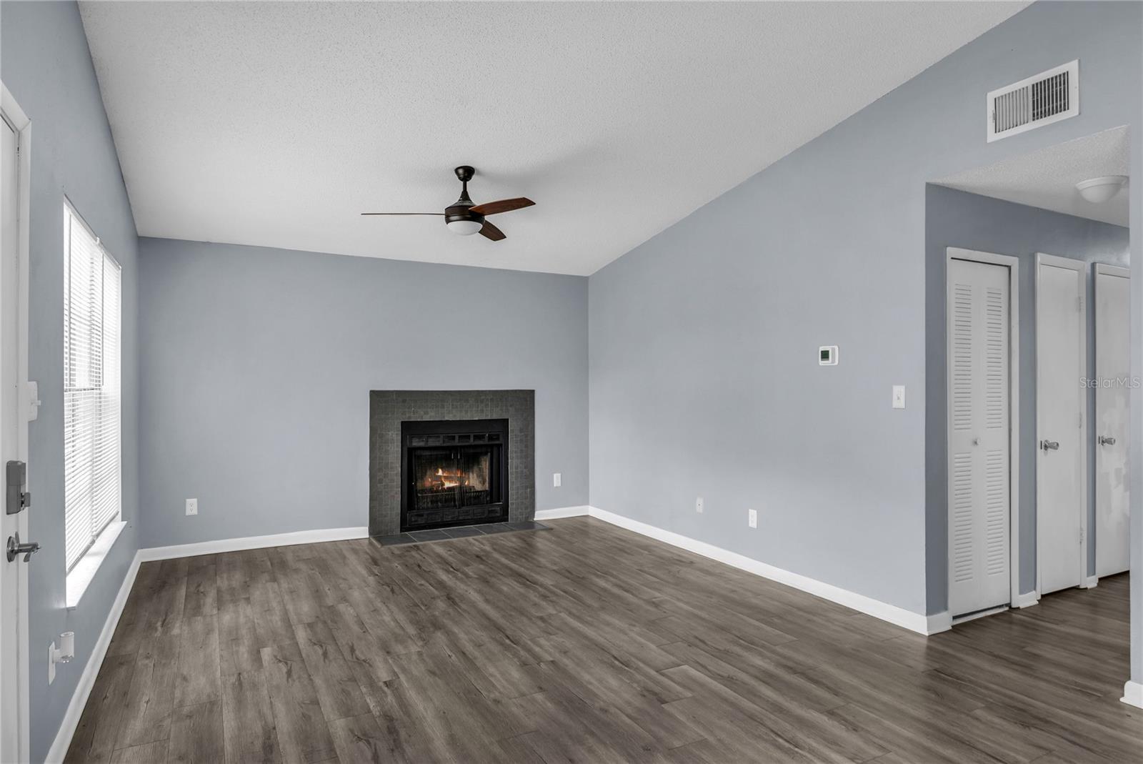 Image 7 of 31 For 4830 Semoran Boulevard 1108