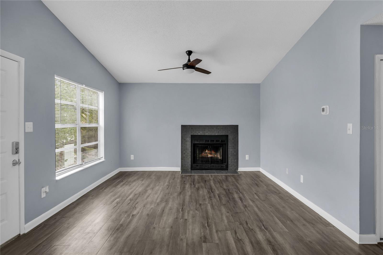 Image 8 of 31 For 4830 Semoran Boulevard 1108