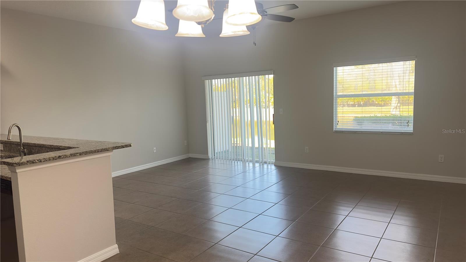 Image 5 of 28 For 1269 Honey Blossom Drive