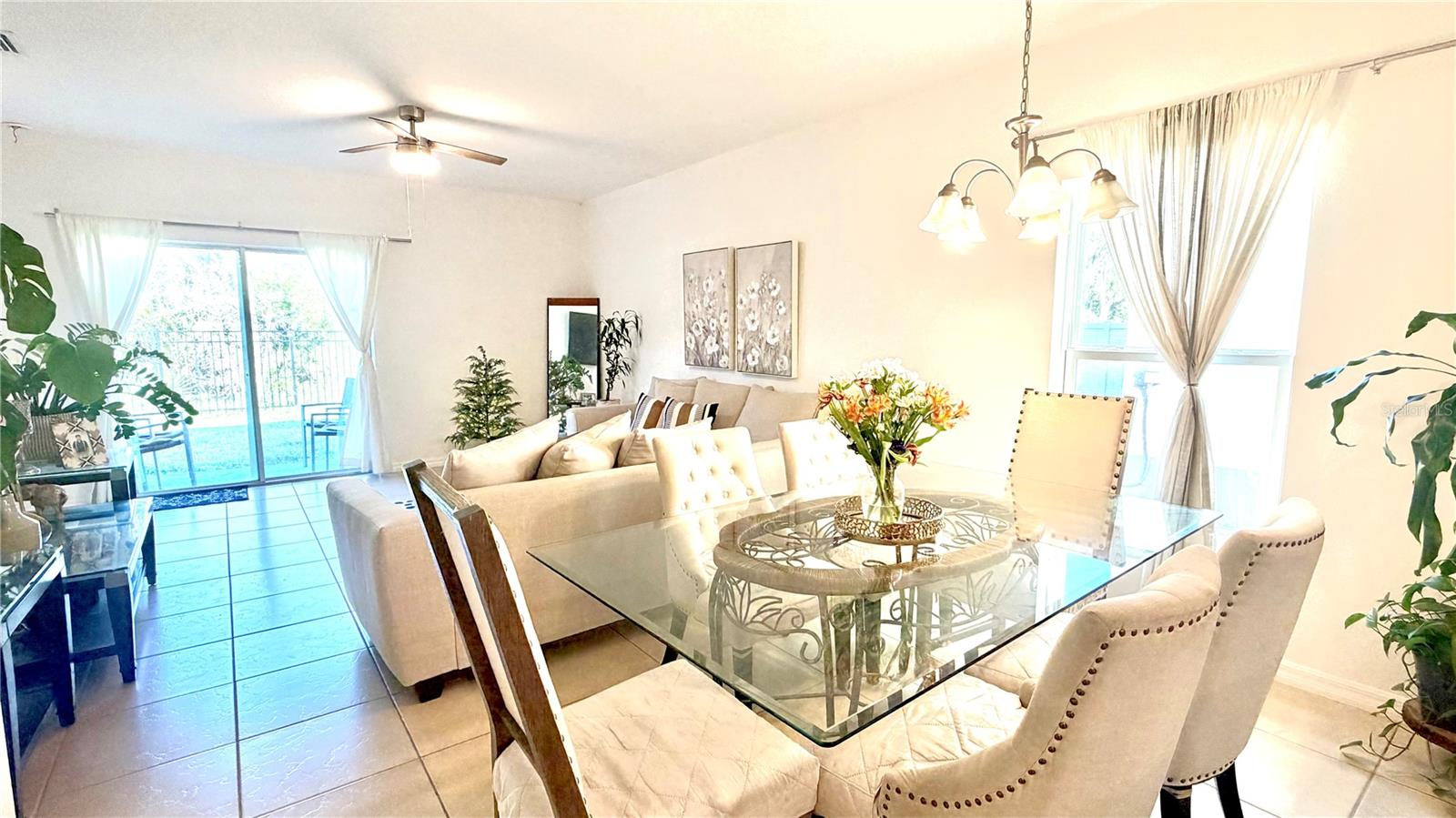 Image 5 of 18 For 5003 Royal Point Avenue