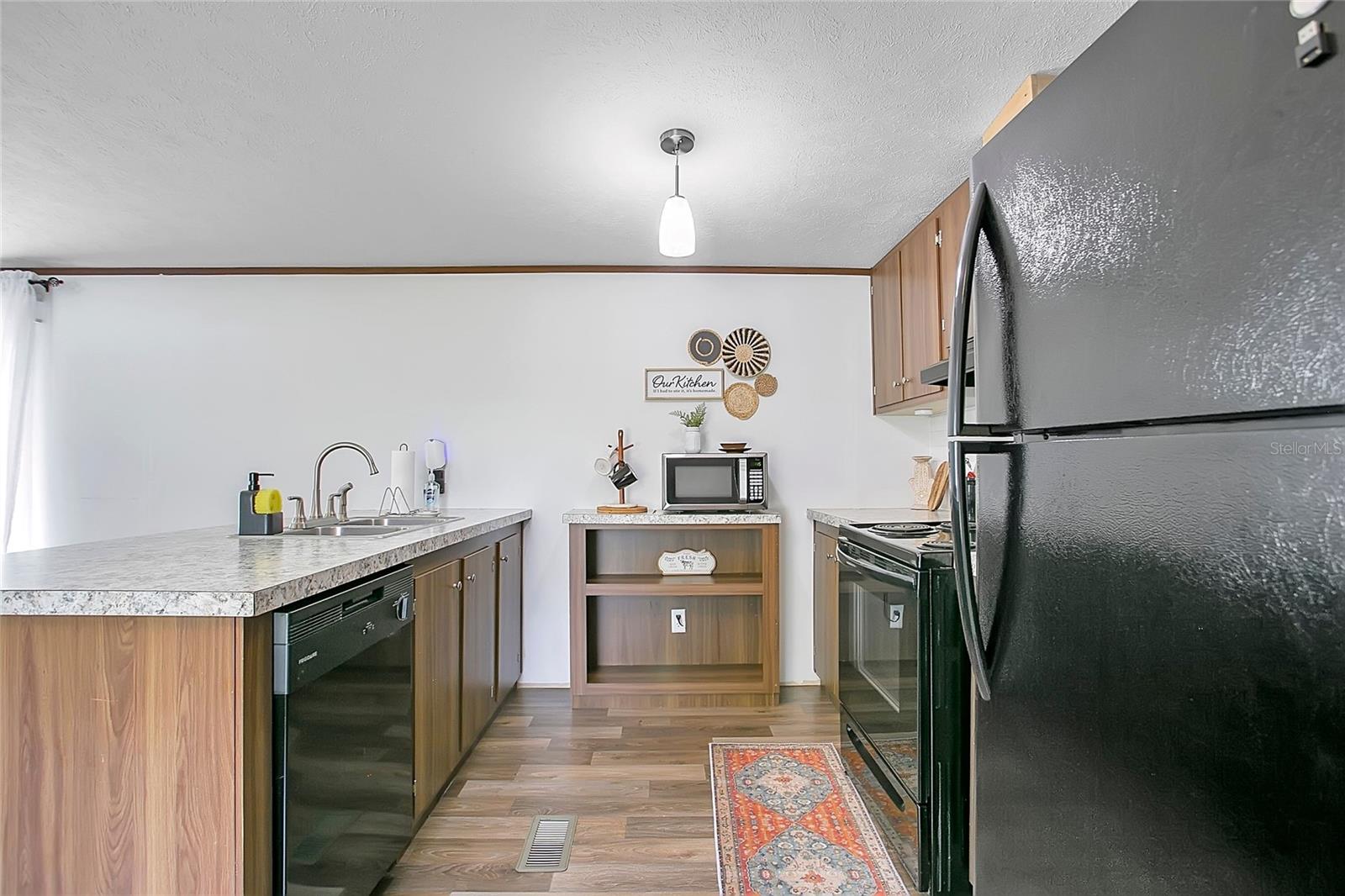 Image 6 of 30 For 25117 Antler