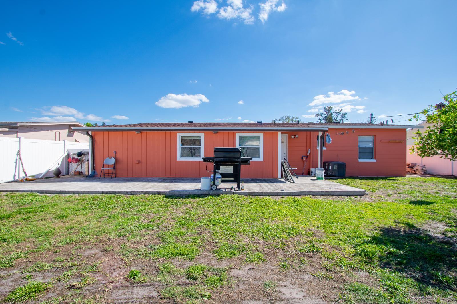 Image 11 of 29 For 4401 Edgebrook