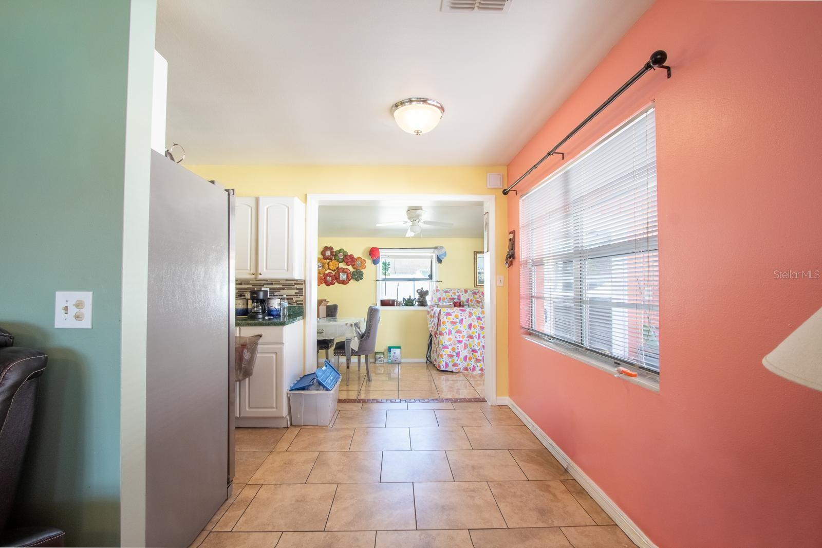 Image 17 of 29 For 4401 Edgebrook