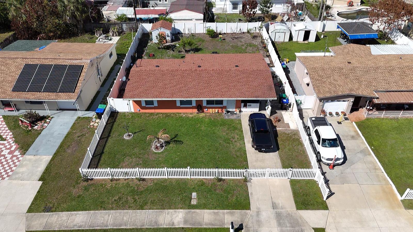 Image 2 of 29 For 4401 Edgebrook