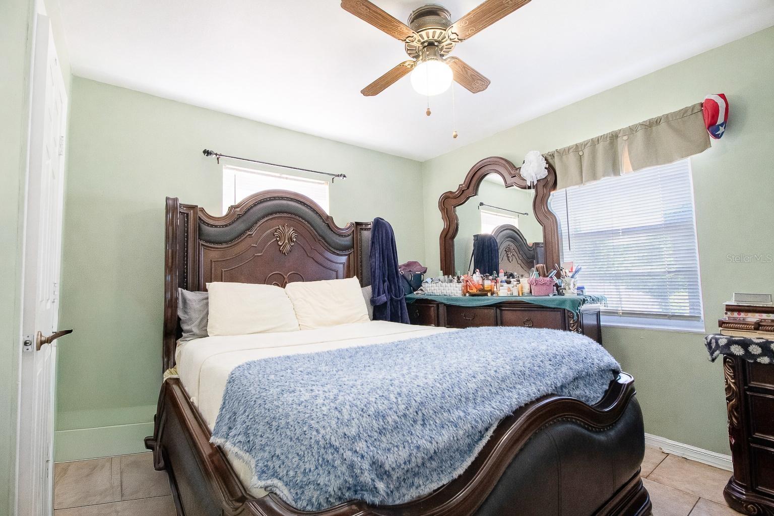 Image 23 of 29 For 4401 Edgebrook