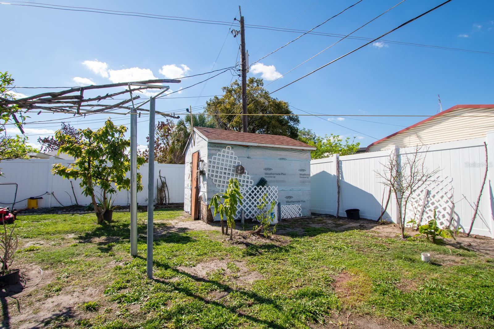 Image 9 of 29 For 4401 Edgebrook