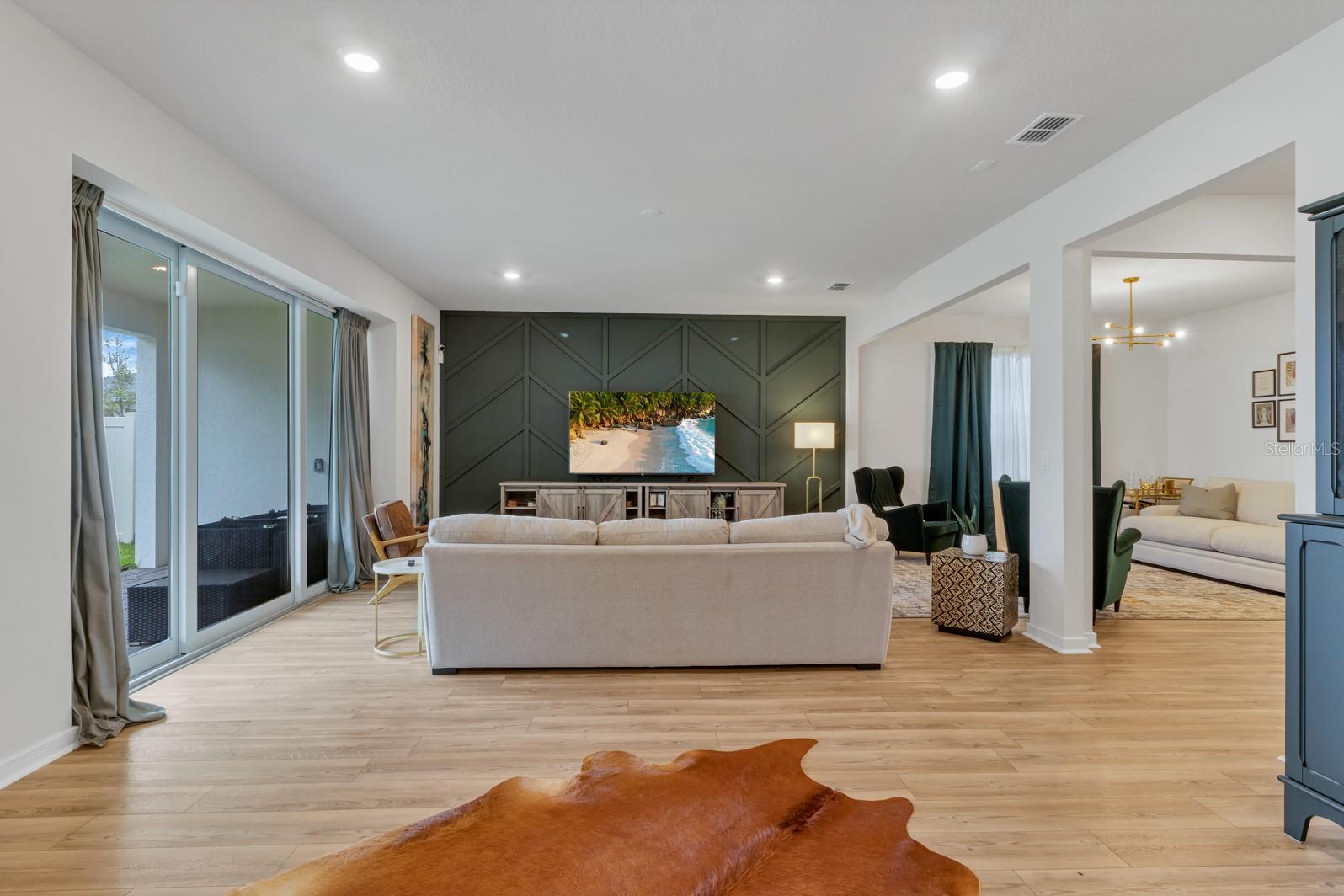 Image 14 of 41 For 5674 Arborvista Drive