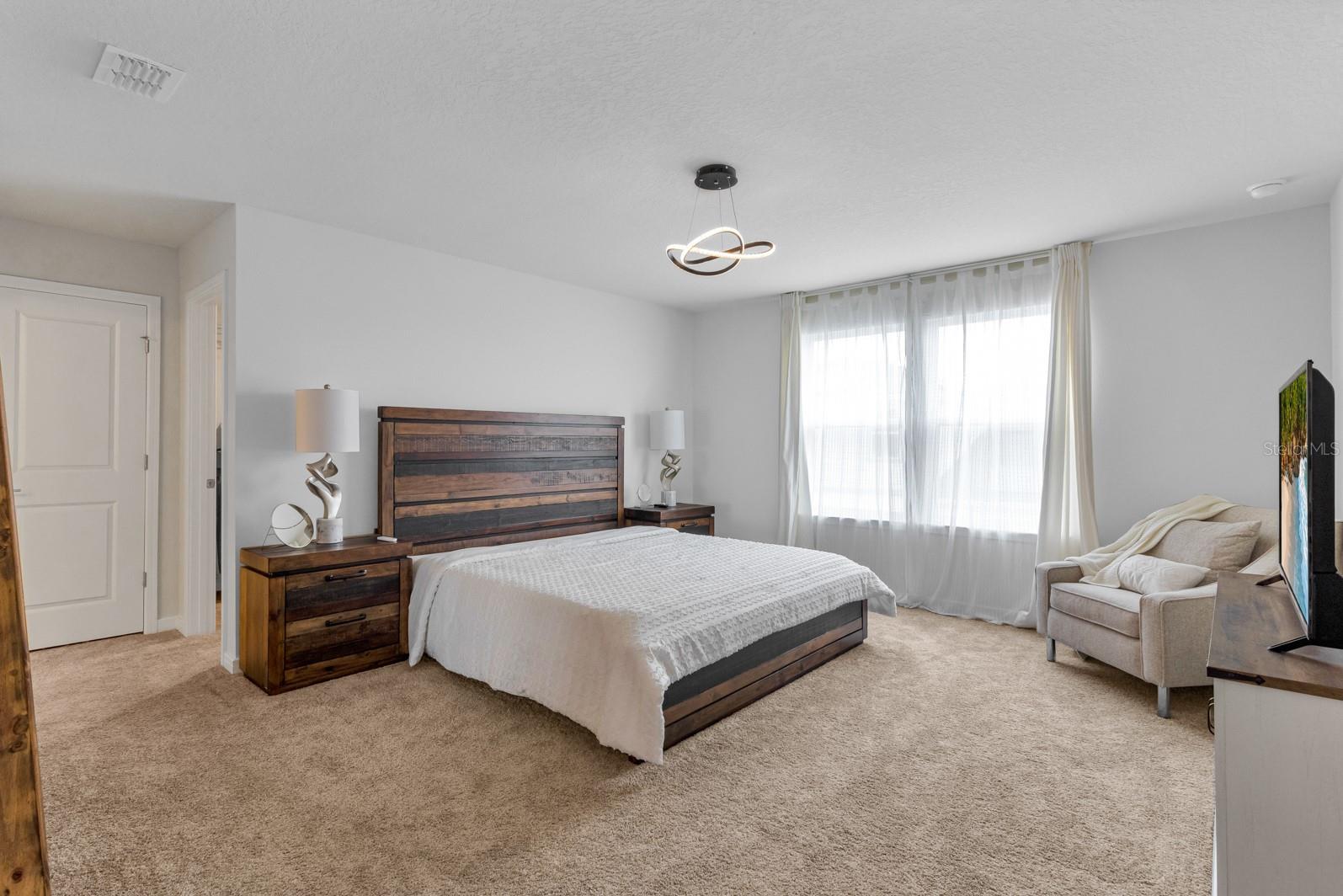 Image 15 of 41 For 5674 Arborvista Drive