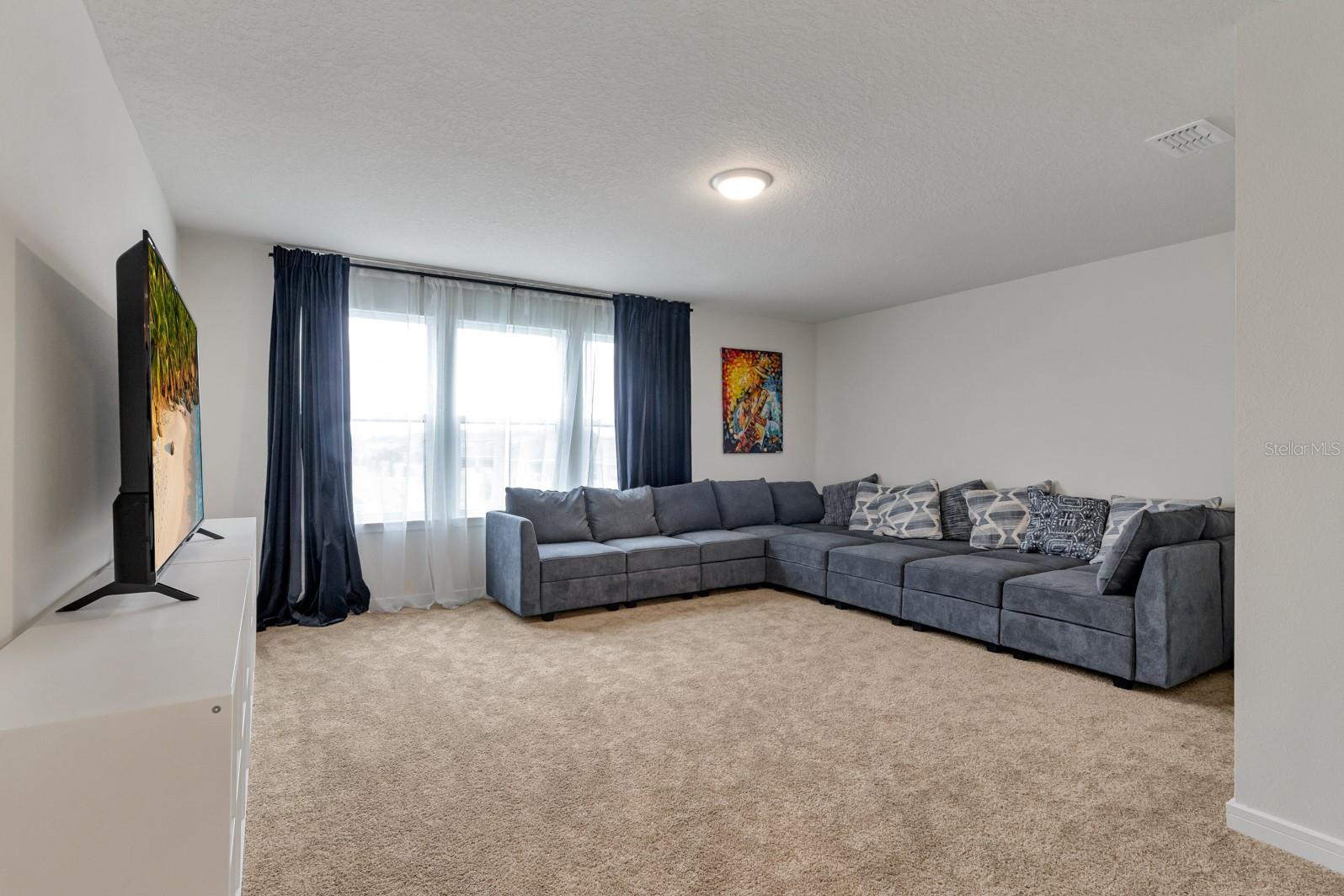 Image 19 of 41 For 5674 Arborvista Drive