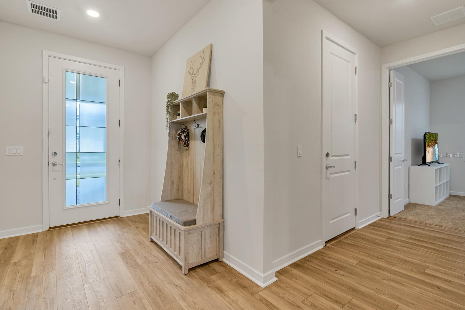 Image 31 of 41 For 5674 Arborvista Drive